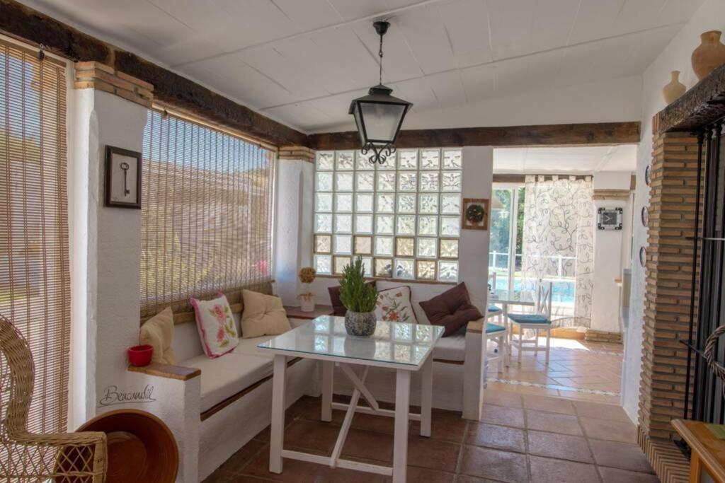 Villa El Estanque Holiday Cottage & Bungalow Arcos de la Frontera Luaran gambar