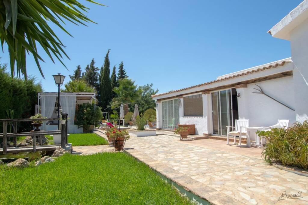 Villa El Estanque Holiday Cottage & Bungalow Arcos de la Frontera Luaran gambar