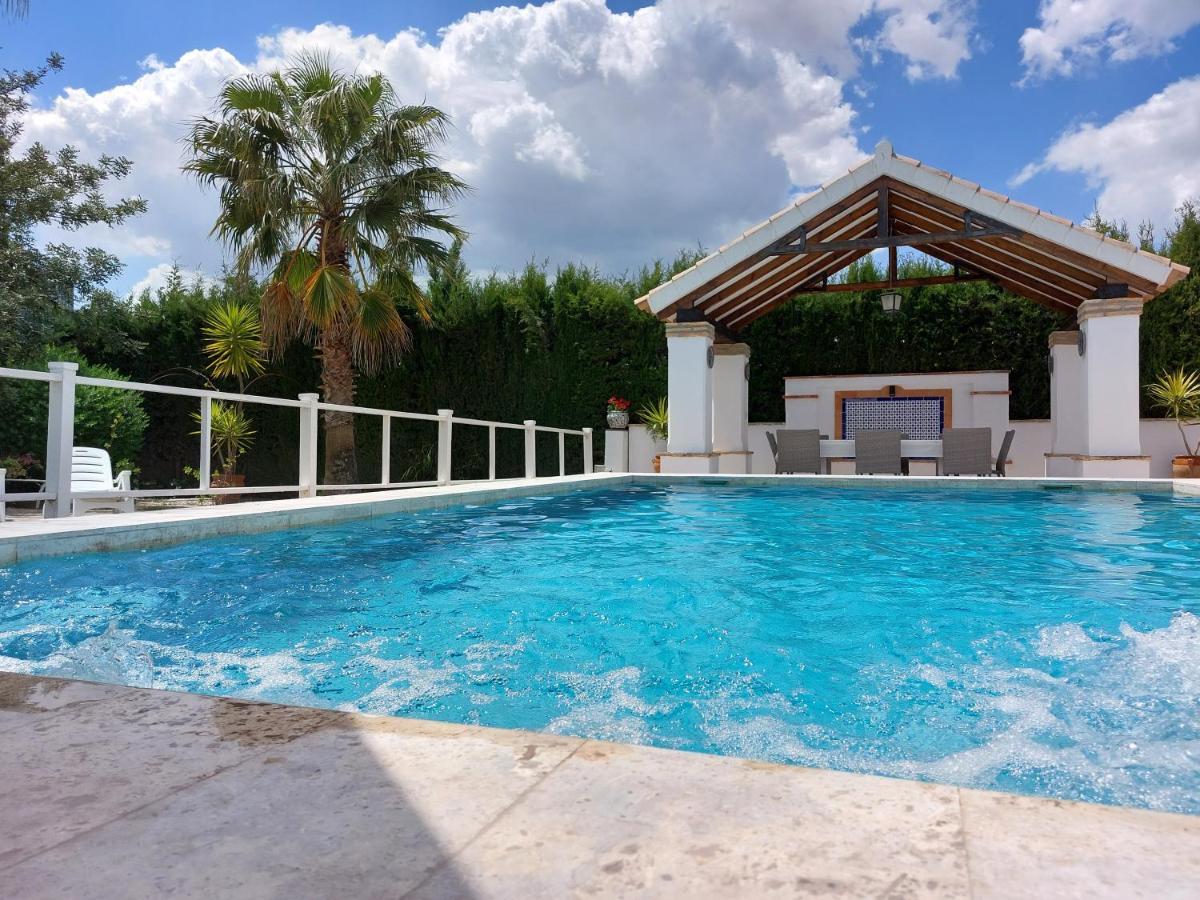 Villa El Estanque Holiday Cottage & Bungalow Arcos de la Frontera Luaran gambar