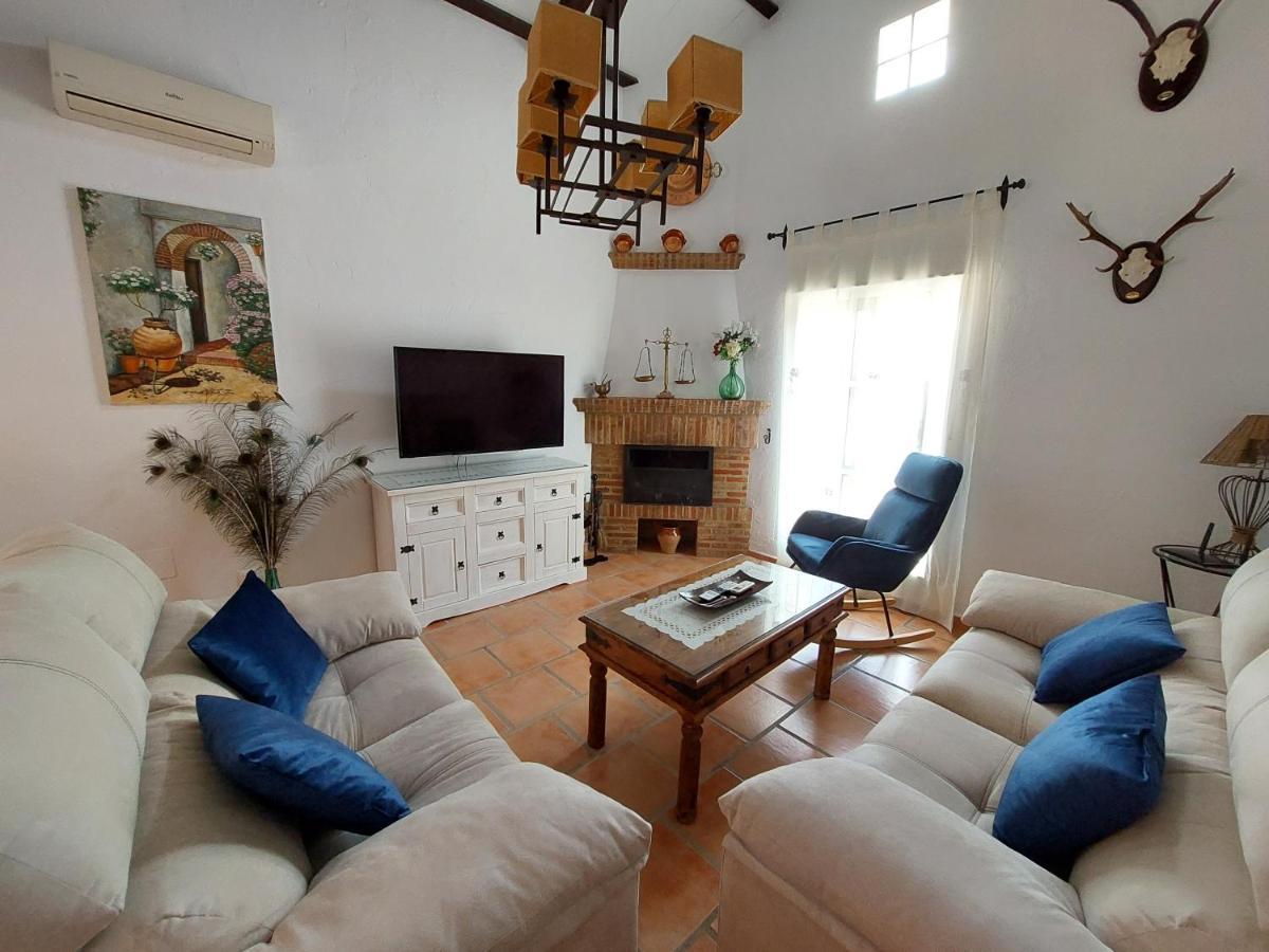 Villa El Estanque Holiday Cottage & Bungalow Arcos de la Frontera Luaran gambar