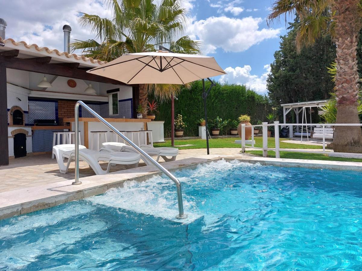 Villa El Estanque Holiday Cottage & Bungalow Arcos de la Frontera Luaran gambar