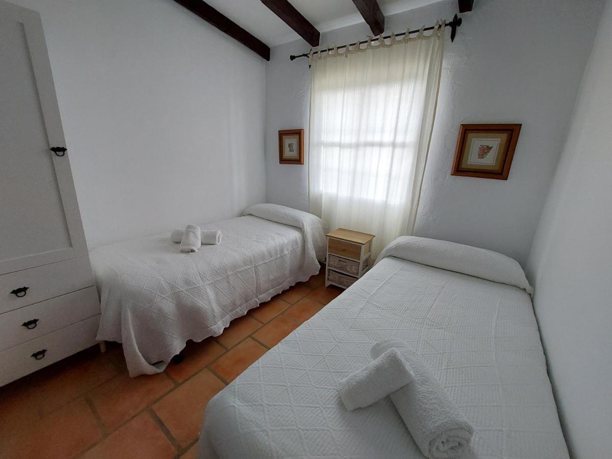 Villa El Estanque Holiday Cottage & Bungalow Arcos de la Frontera Luaran gambar